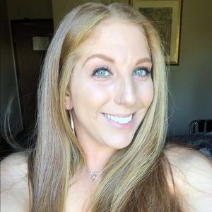 Meet your Posher, Shay